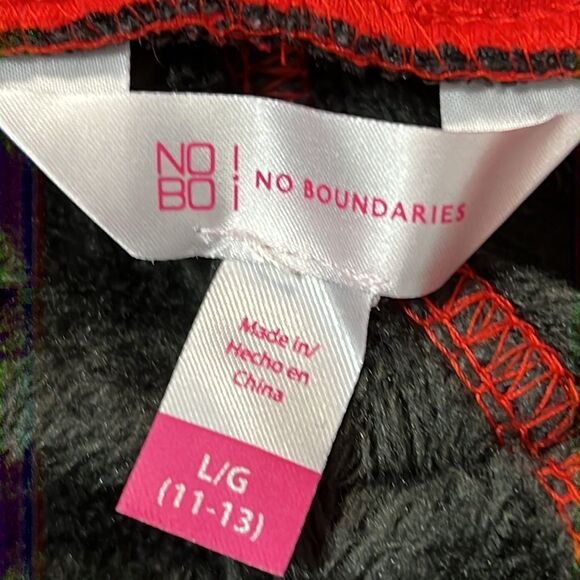 No boundaries pants   - Picture 3 of 4